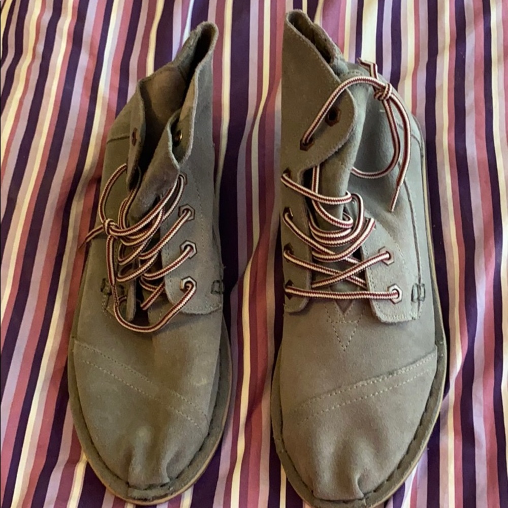Tom’s booties!